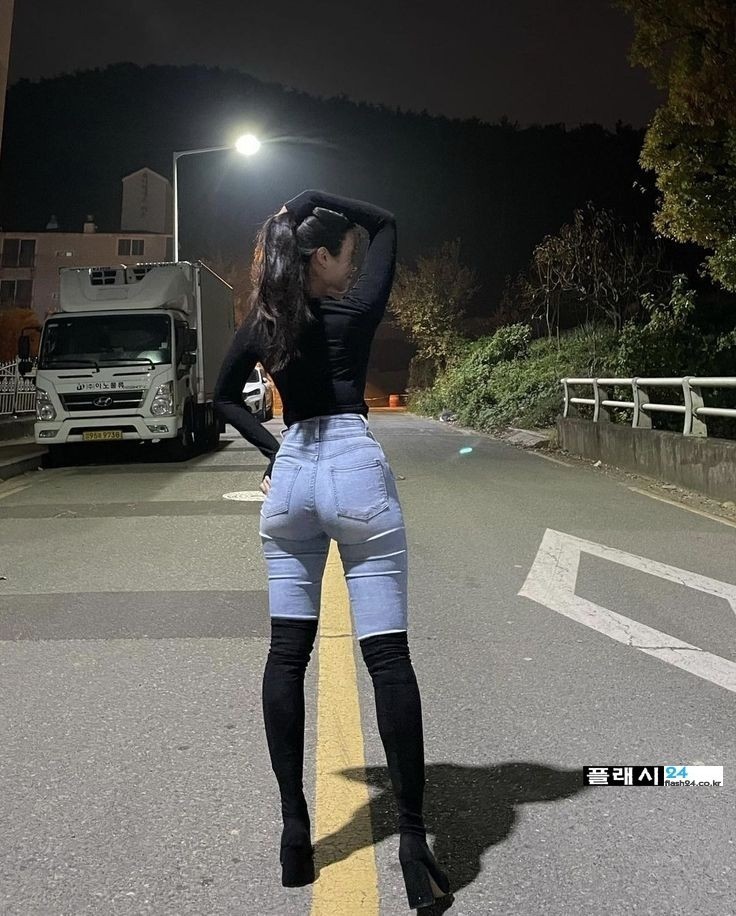 ㅇㅎ)요즘 애들 뒤태 장난없네-6