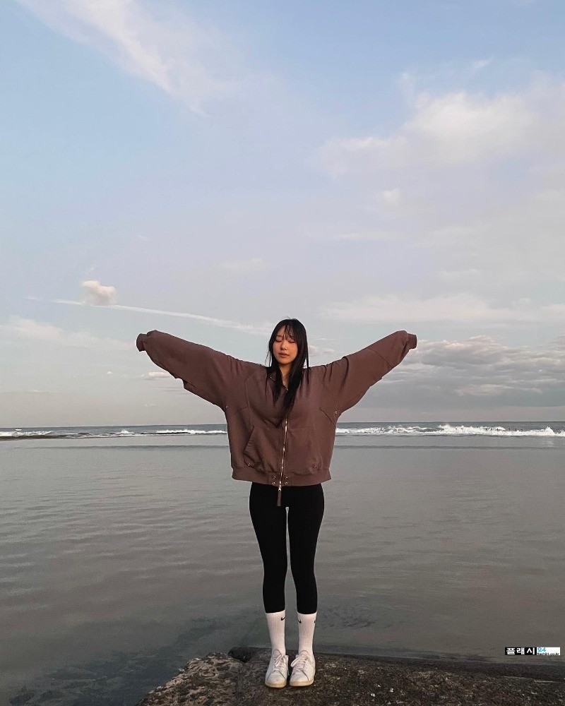 ㅇㅎ)올해 휴가지 여자친구는 바로 너다-10