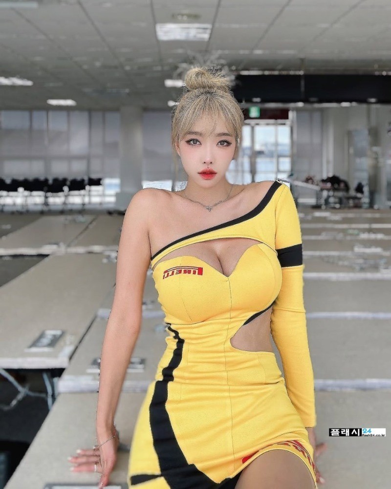 ㅇㅎ)묵직하고 좋은 레이싱모델 강이나-11