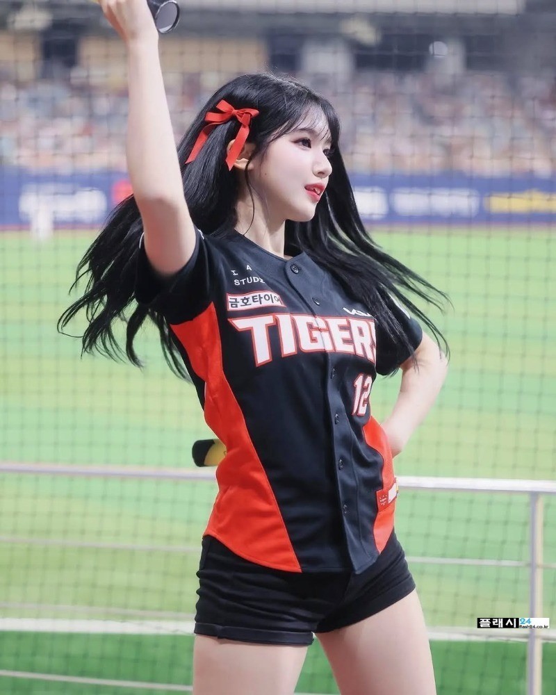 은퇴 선언한 염세빈 치어리더-17