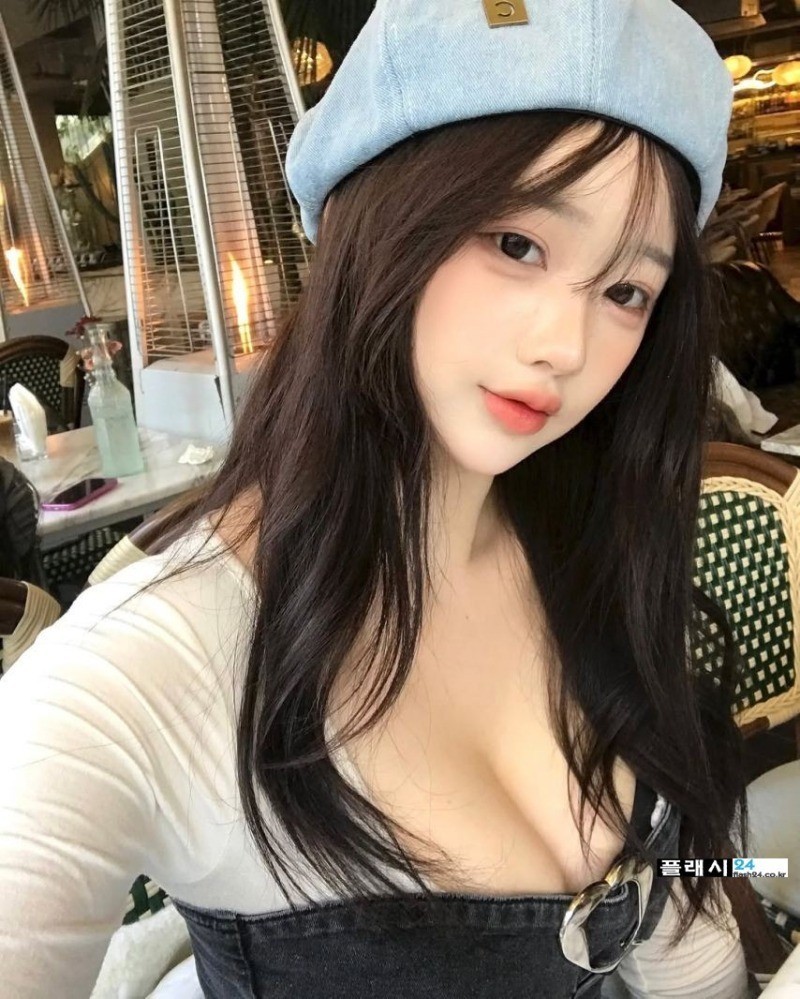 ㅇㅎ)최연소 남성 잡지 우승자 출신 쥬 근황-8