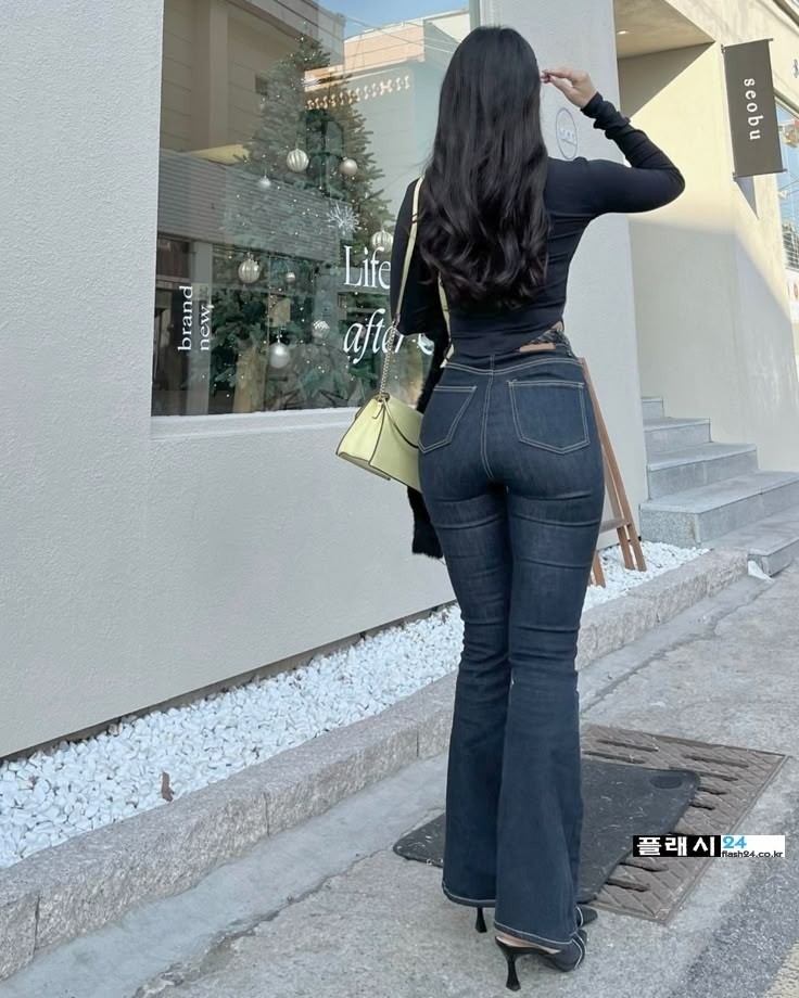 ㅇㅎ)눈 돌아가는 처자의 뒤모습-8