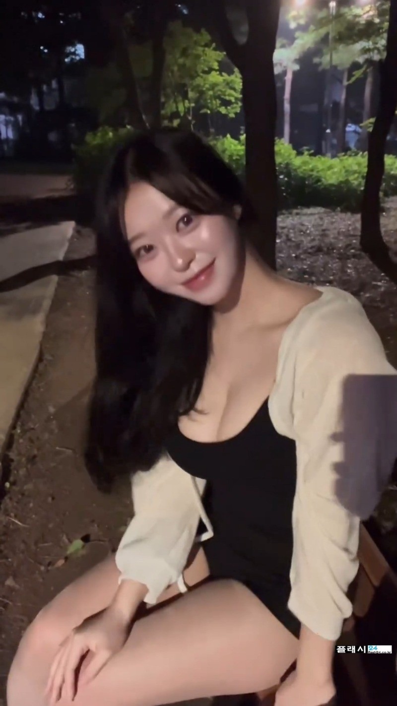 ㅇㅎ)집앞 데이트 할때 여친 느낌-6