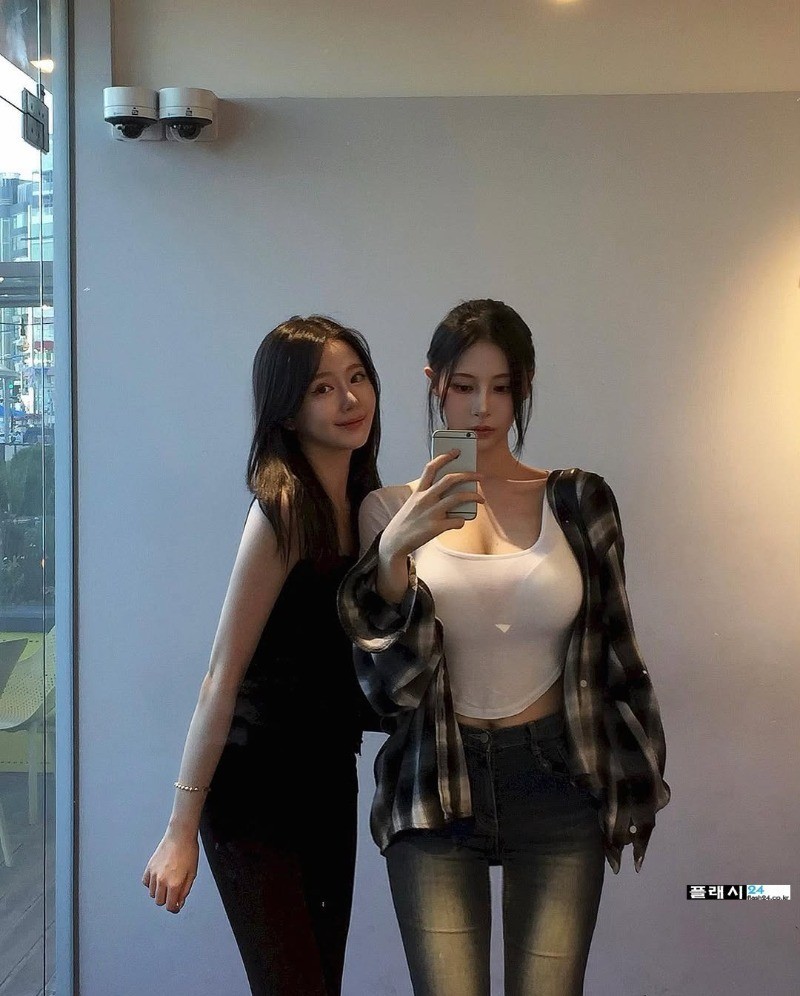 실핏줄녀 공지원 인스타