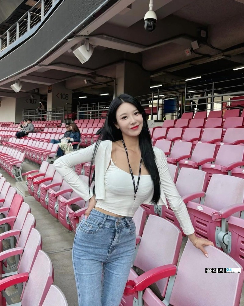 ㅇㅎ)같이 여행 다니고 싶은 치어리더 원민주-5
