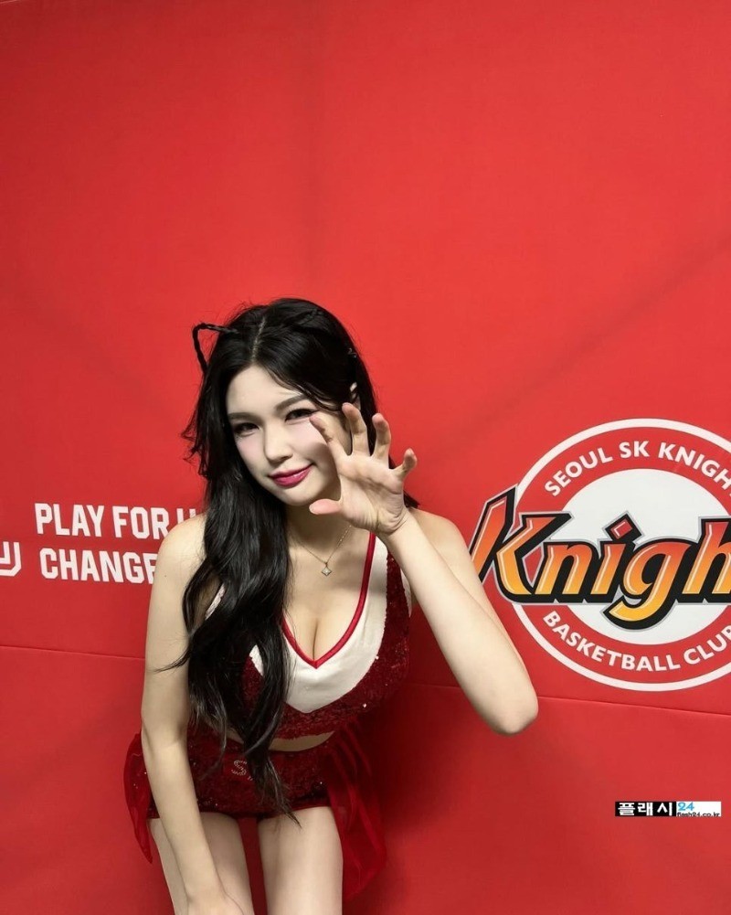 ㅇㅎ)치어리더 정서연 잘빠졌네-6