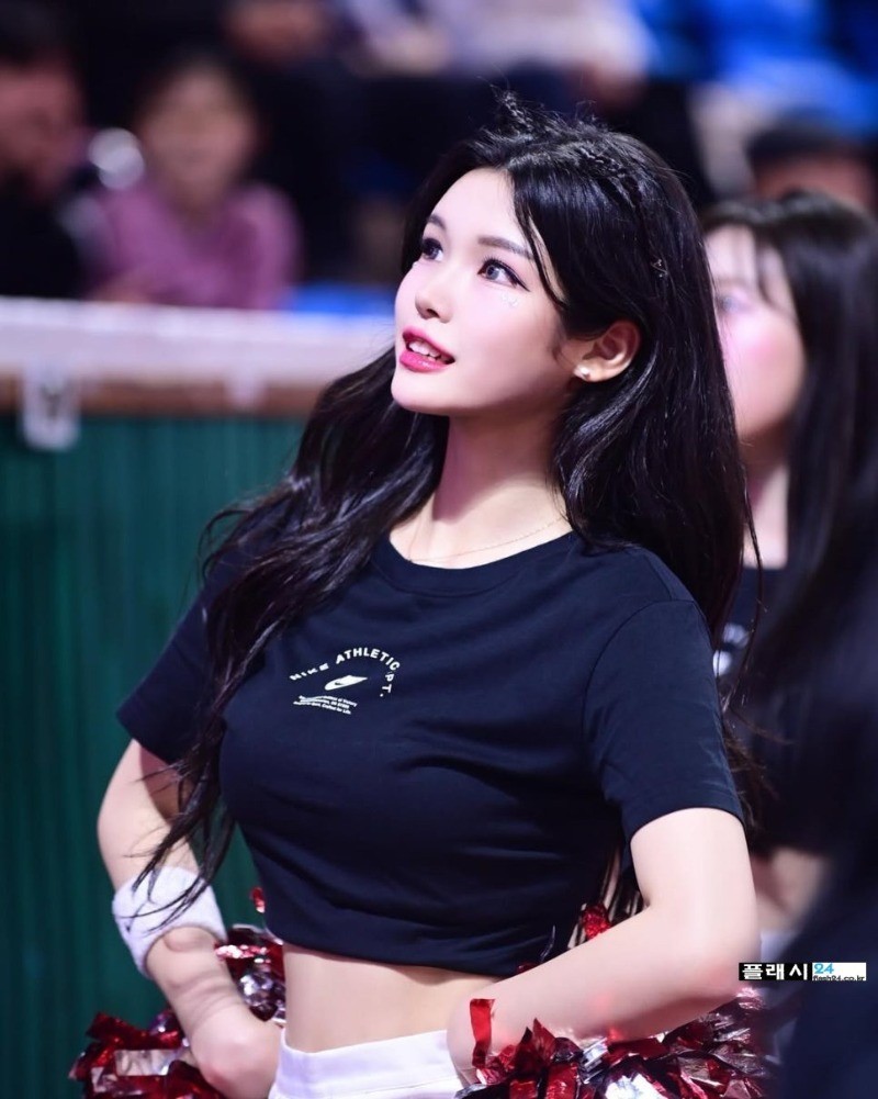 ㅇㅎ)치어리더 정서연 잘빠졌네-7