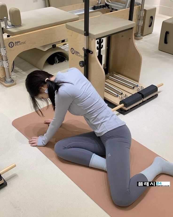 헬스장에 꼭 필요한 알바녀-3