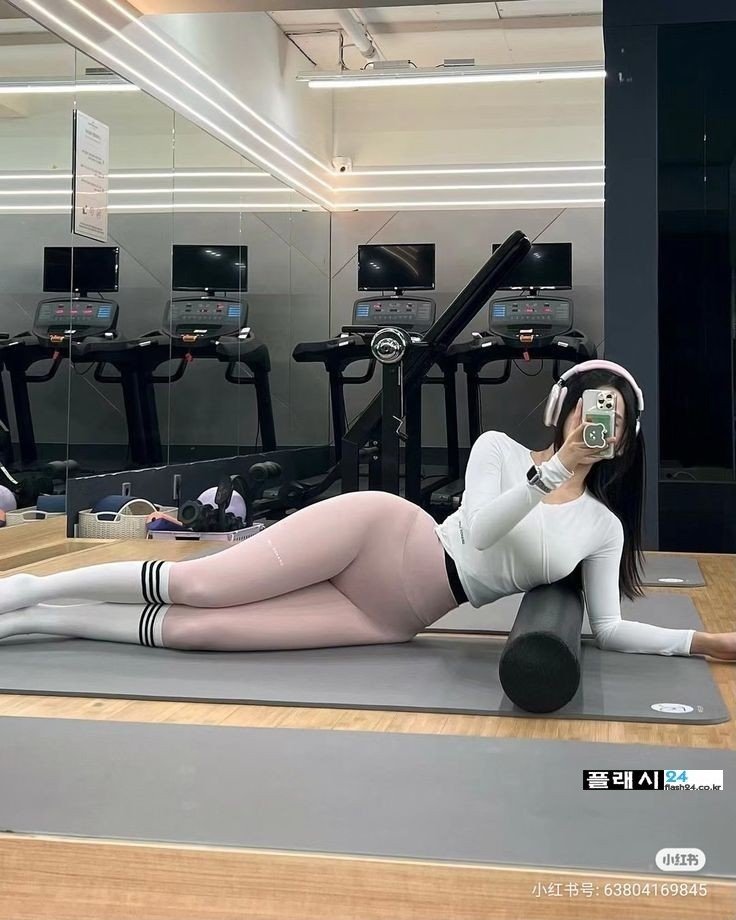 헬스장에 꼭 필요한 알바녀-9