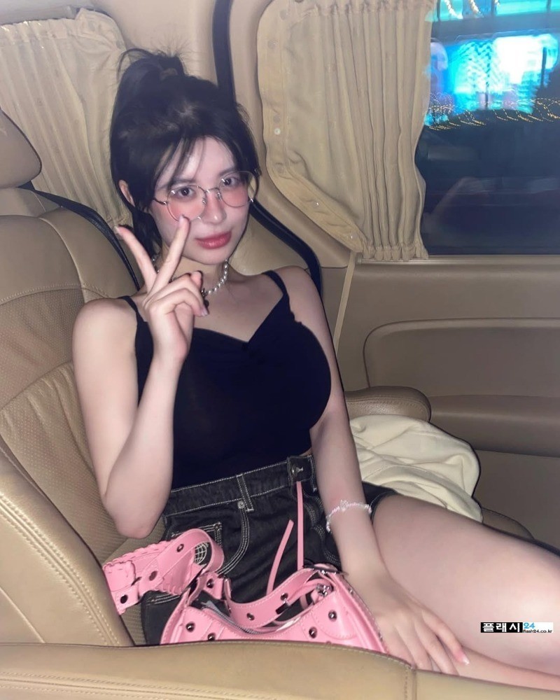 ㅇㅎ)유난히 땀이 많은 처자의 다른모습-4
