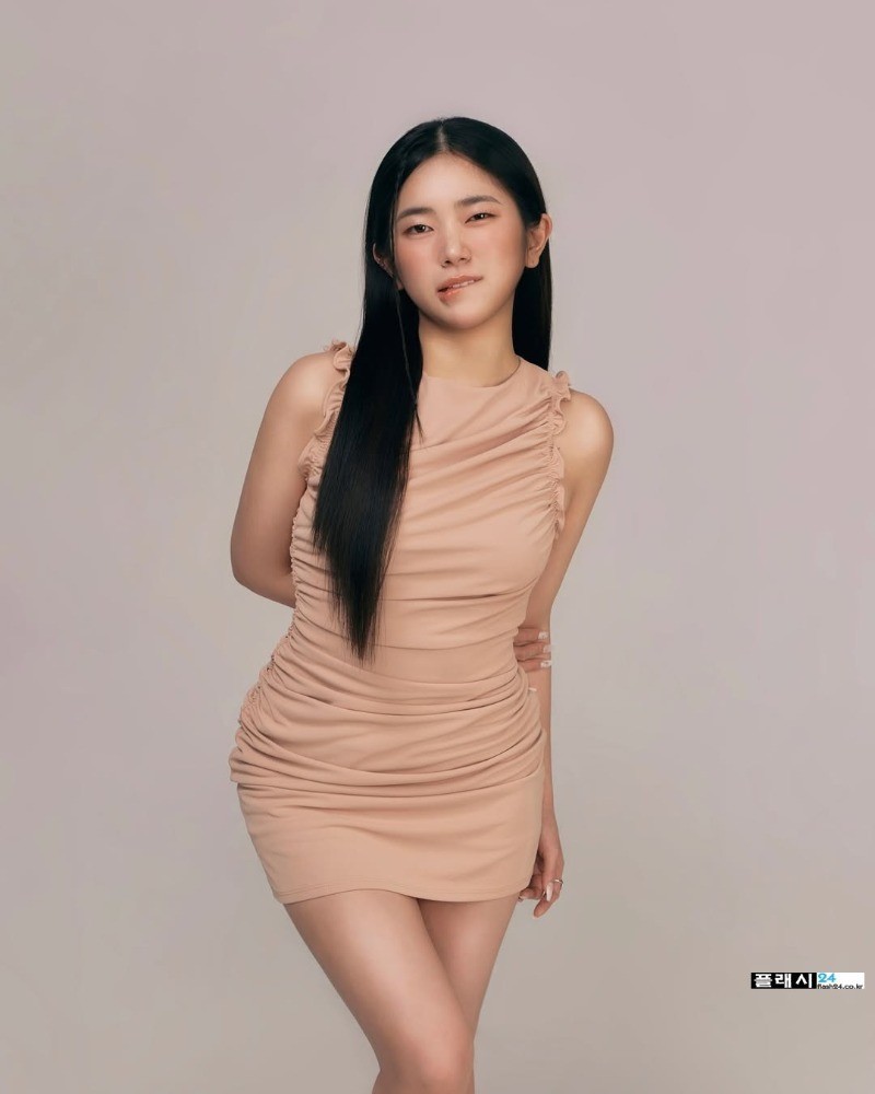 자꾸 어필하는 수비 레깅스-10