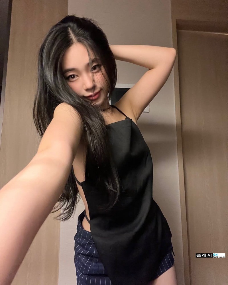 자꾸 어필하는 수비 레깅스-12