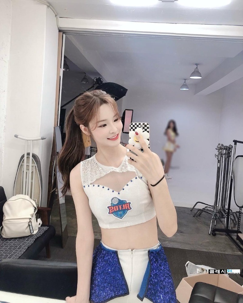 착한 얼굴을 가진 치어리더 유보영-2