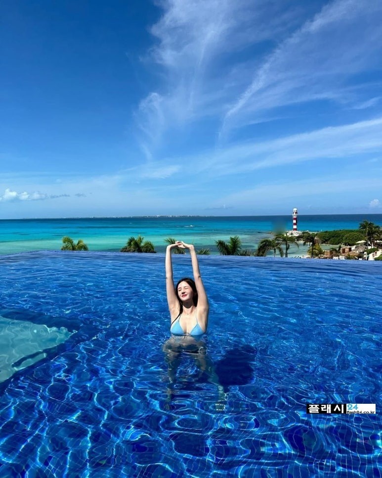 ㅇㅎ)치어리더 김해리 수영복이 작다-9