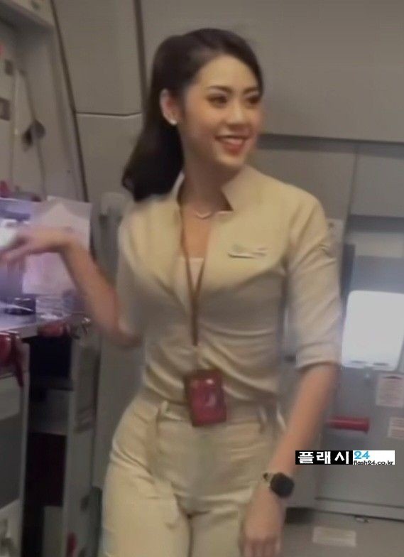 건강미 넘치는 스튜어디스 누나-5