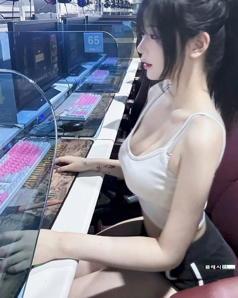 171cm, 53kg 미스 맥심 우승자 쥬-11