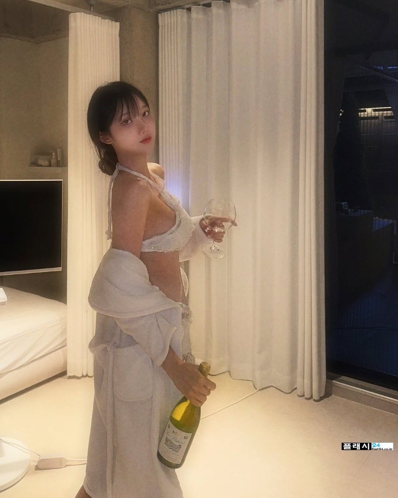 수영복입은 이진 치어리더-7