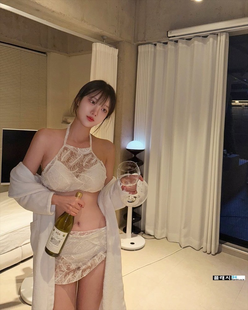 수영복입은 이진 치어리더-9