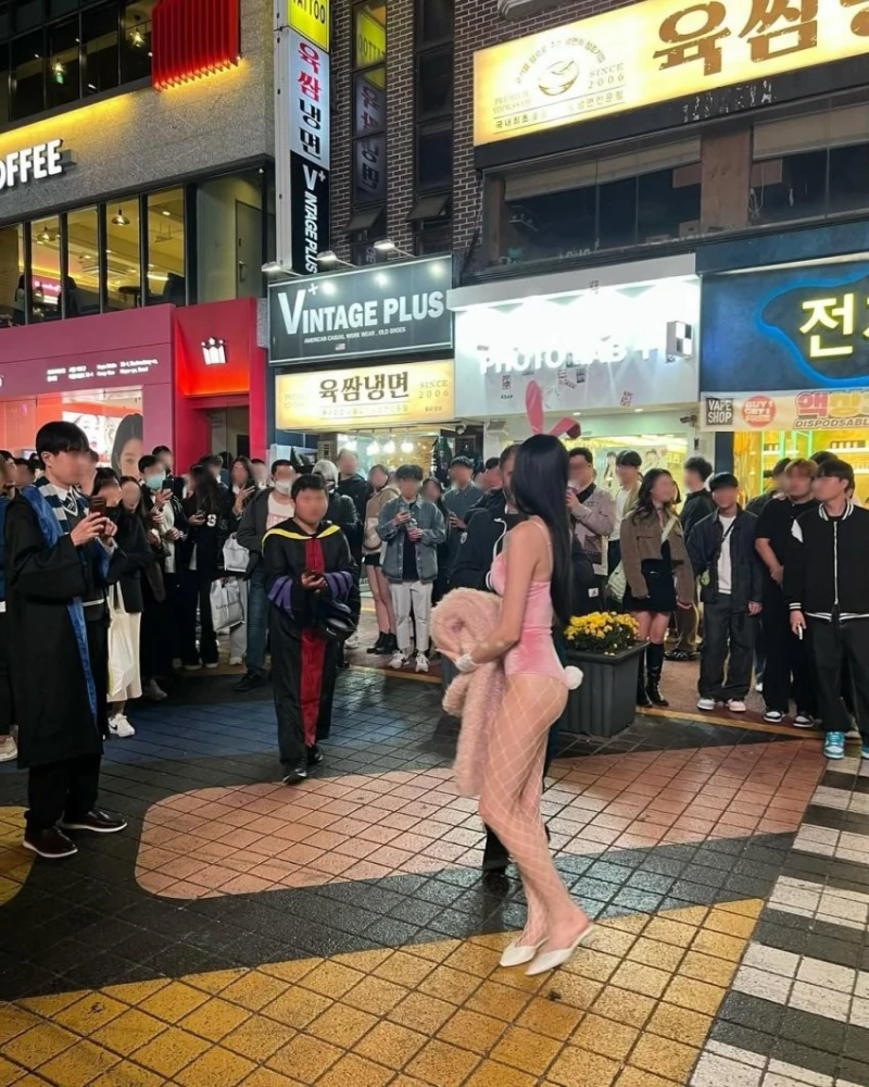 이렇게 입고 밖에나간 누나 ㅗㅜㅑ-3