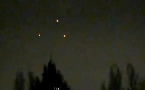 납 가면을 쓴 남자들 -16
